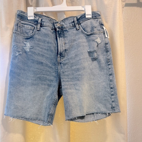 Old Navy Pants - Old Navy Jean Shorts. NWT SZ12